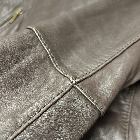 Michael Kors Rich Brown Leather Moto Jacket Size S/P Buttery Soft, lined, bronze - Picture 14 of 15